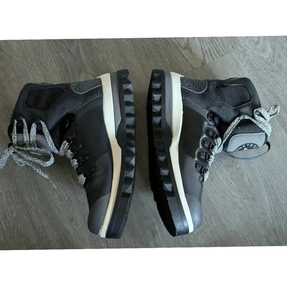 adidas by Stella McCartney Eulampis Trek-Sole Boots - Picture 5 of 8